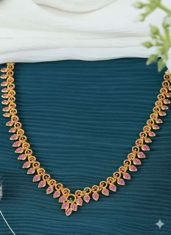 Gaja_Motif_Necklace_-_Pink