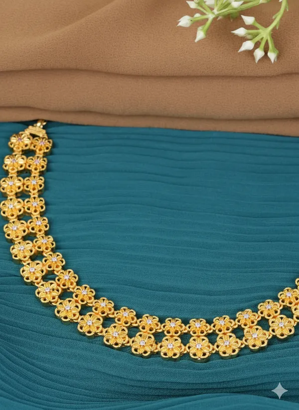 Nandi_Motif_Necklace_-_White
