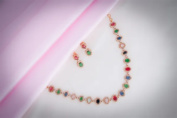 Kasavu_Necklace_-_Red,_Green_&_Blue