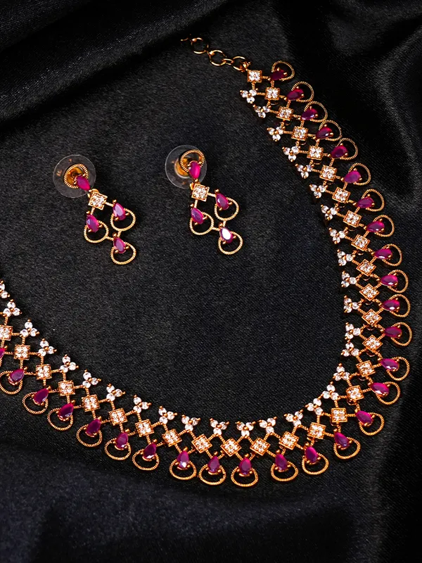 Kolu_Necklace_-_Pink