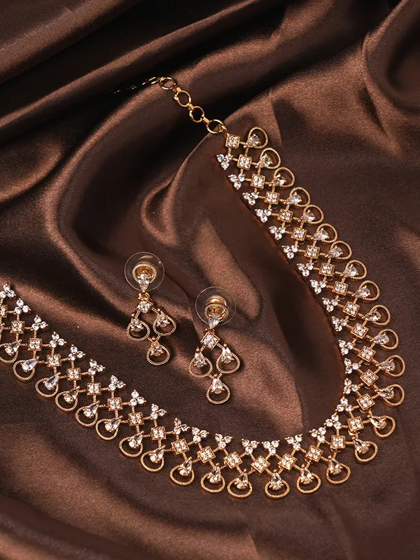 Kolu_Necklace_-_White