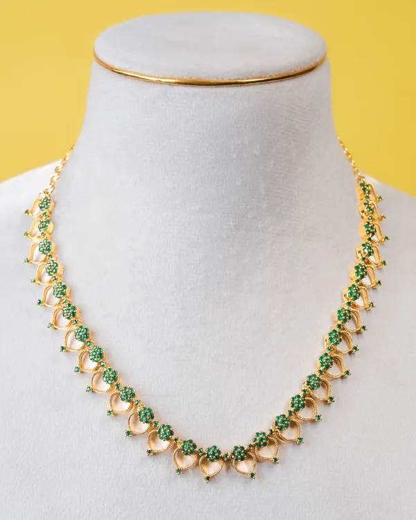 Pookalam_Bloom_Necklace_-_Green