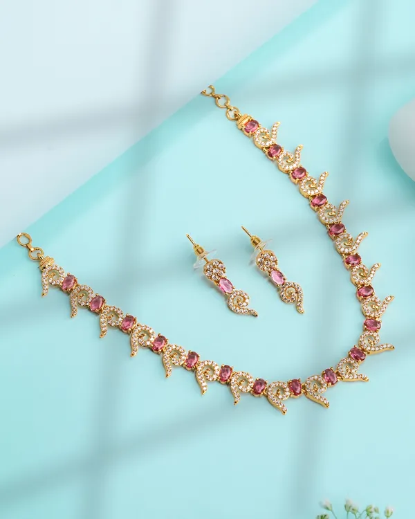 Temple_Hamsa_Necklace_-_Pink