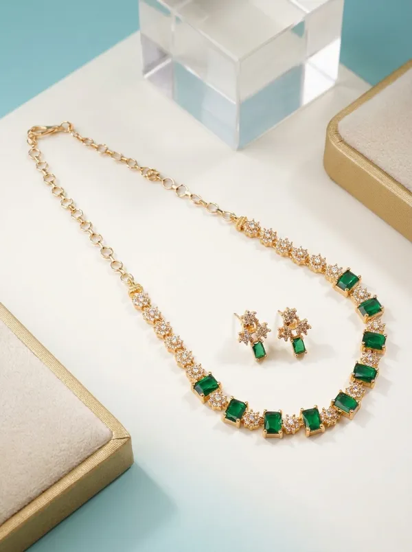 Emerald_Green_Crystal_Floral_Link_Necklace_Set_|_High-Quality_Long-Lasting_Jewellery