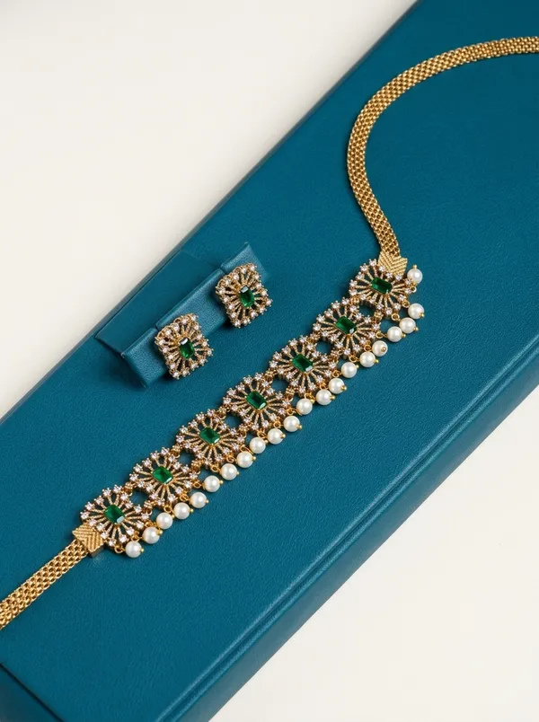 Vosgi_Green_Stone_Pearl_Drop_Choker_Necklace_Set_Design