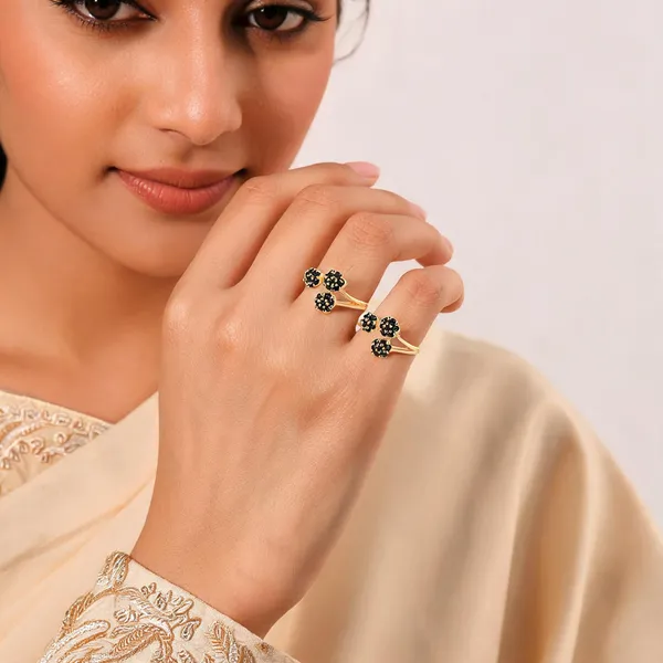 Yali_Ring_Black_Pack_Of_2