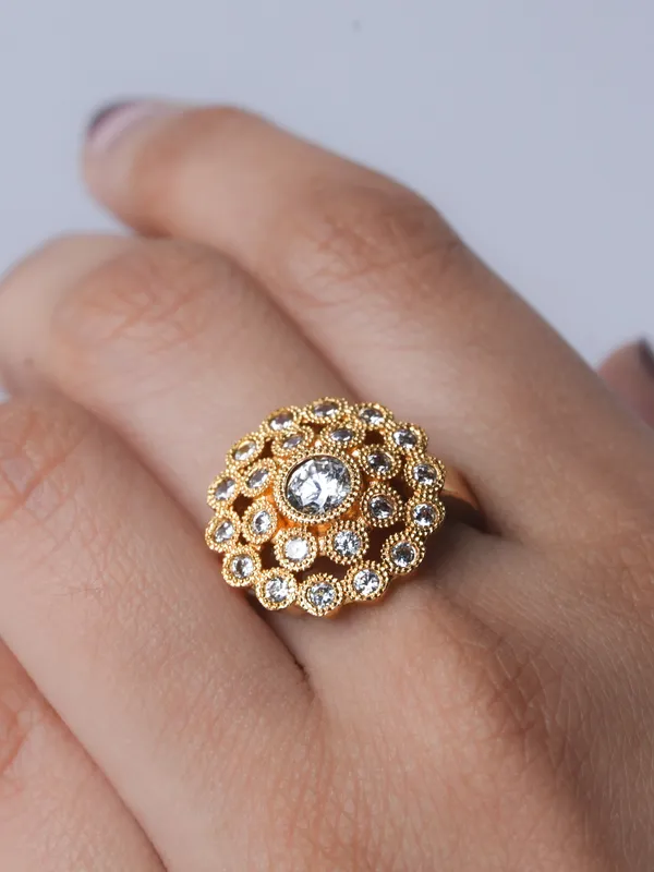 Manga_Malai_Ring_-_White