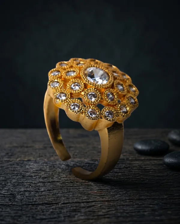 Manga_Malai_Ring_-_White