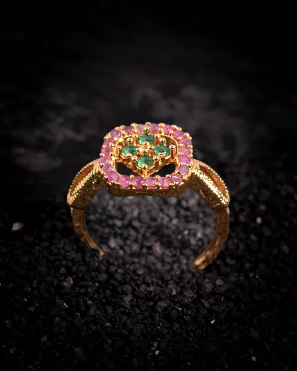Kolam_Veli_Ring_-_Pink_&_Green