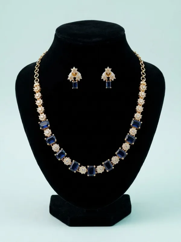 Sapphire_Blue_Crystal_Floral_Link_Necklace_Set_|_High-Quality_Long-Lasting_Jewellery
