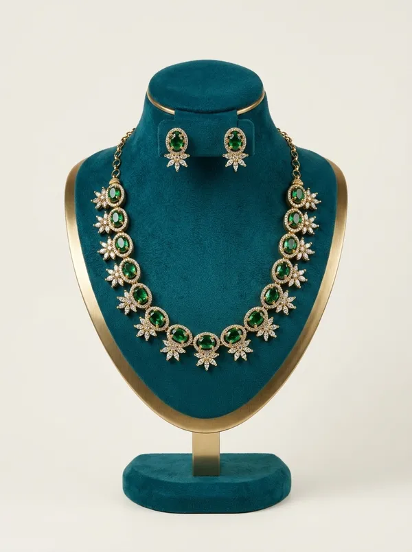 Vosgi_Green_Stone_Floral_Cluster_Necklace_Set_Design