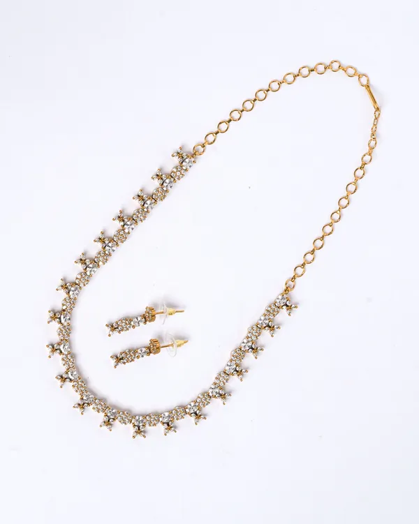 Vosgi_White_Stone_Floral_Tassel_Necklace_Set_Design