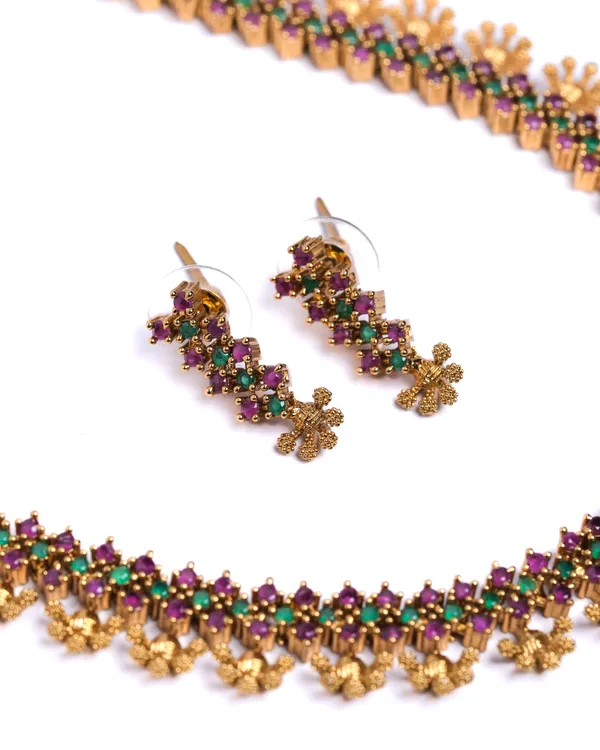Vosgi_Gold_Plated_Dual_Tone_Ruby_Pink_&_Green_Stone_Floral_Drop_Necklace_Set