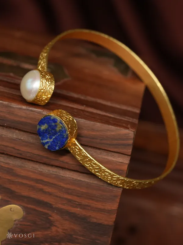 Vosgi_Gold_Plated_Textured_Pearl_&_Lapis_Lazuli_Open_Cuff_Bangle