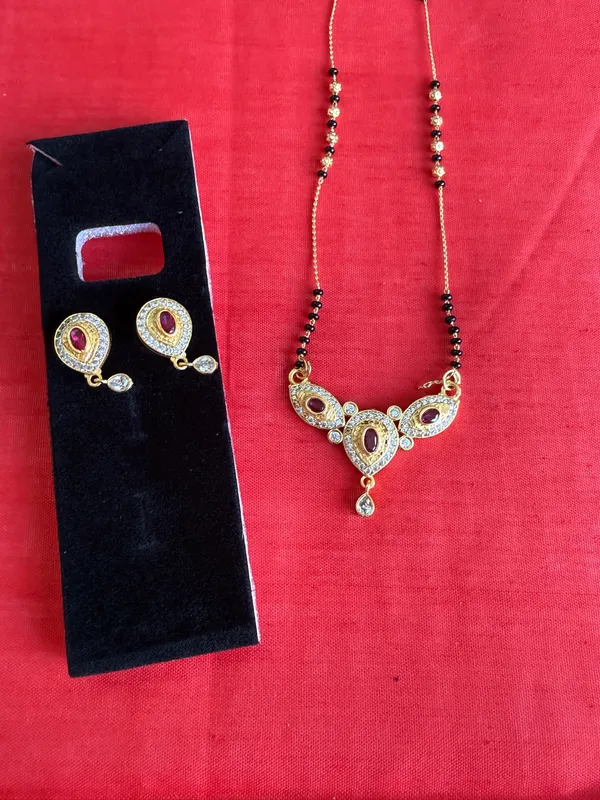 Gold_Tone_Stone_Studded_Mangalsutra_Set_For_Women