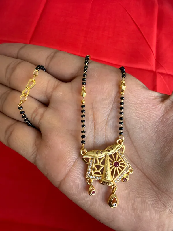 Gold_Tone_Black_Beaded_Traditional_Mangalsutra_Necklace_For_Women