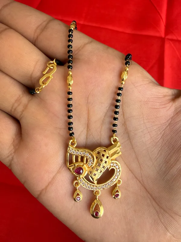 Gold_Tone_Traditional_Beaded_Mangalsutra_Necklace_For_Women