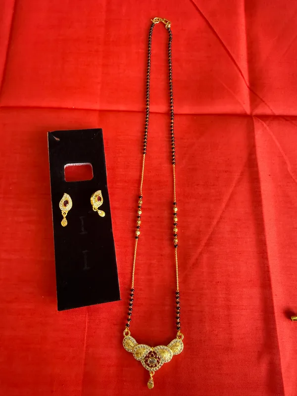 Gold_Tone_Black_Beaded_Mangalsutra_Set_For_Women