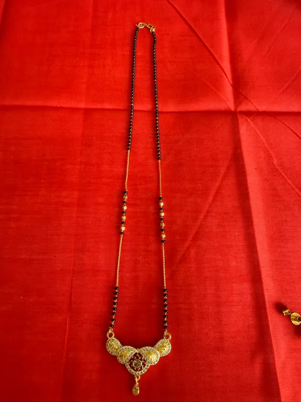 Gold_Tone_Black_Beaded_Mangalsutra_Necklace_For_Women