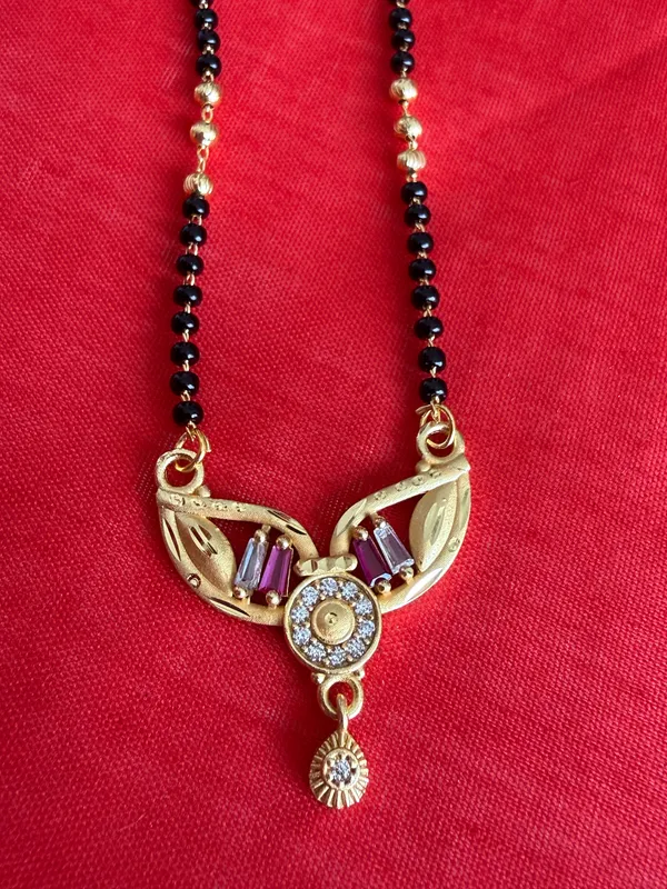 Black_Beaded_Gold_Tone_Mangalsutra_Necklace_For_Women