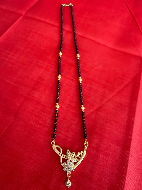 Black_Beaded_Gold_Tone_Floral_Mangalsutra_Necklace_For_Women
