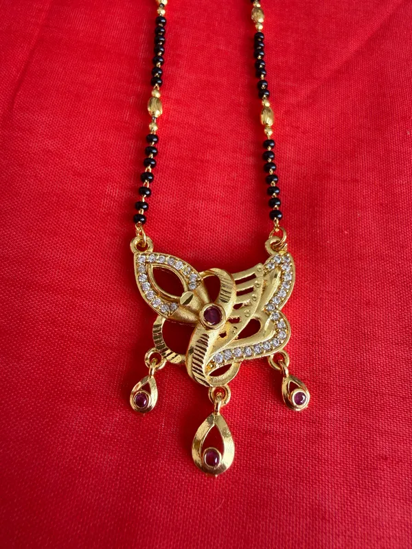 Gold_Tone_Black_Bead_Mangalsutra_Necklace_With_Ganesha_Pendant