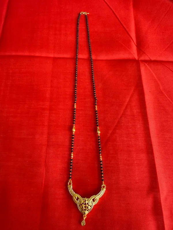 Gold_Tone_Black_Beaded_Mangalsutra_Necklace_For_Women
