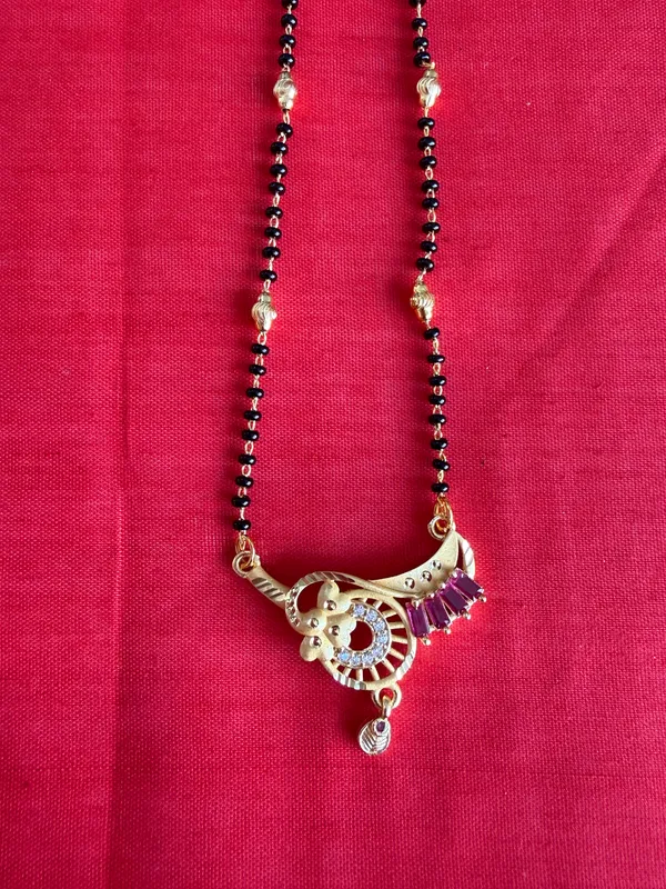 Black_Beaded_Gold_Tone_Mangalsutra_Necklace_For_Women