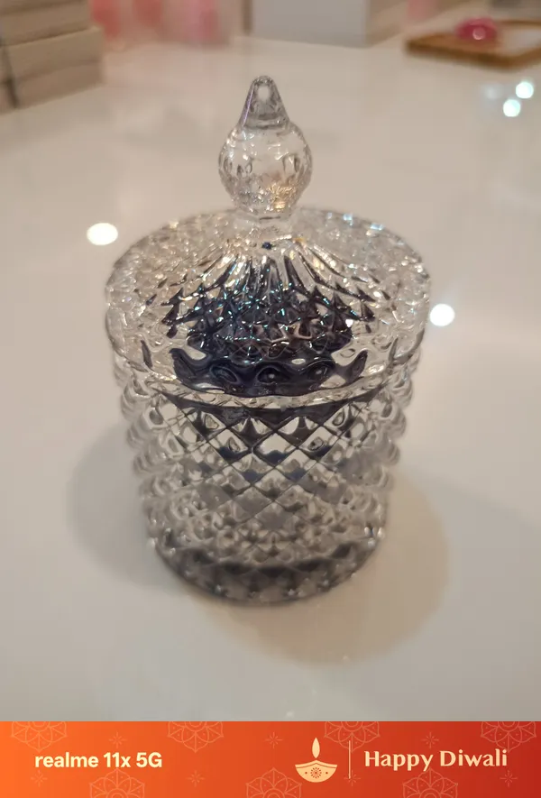 Glass_Crystal_Cut_Floral_Decorative_Lidded_Jar