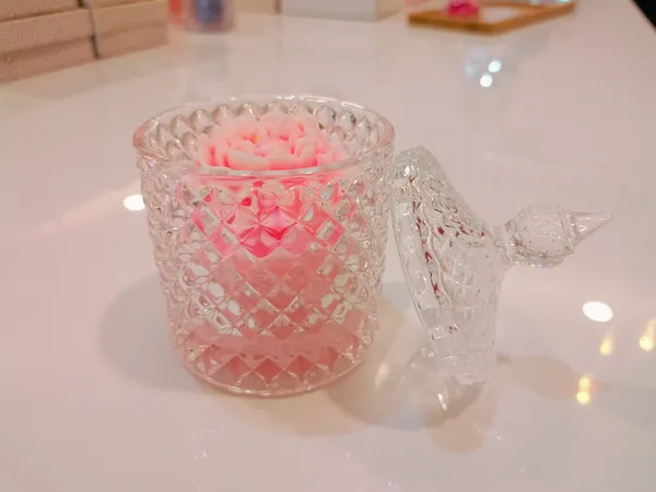 Glass_Floral_Rose_Candle