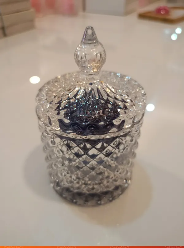 Glass_Crystal_Cut_Floral_Decorative_Lidded_Jar