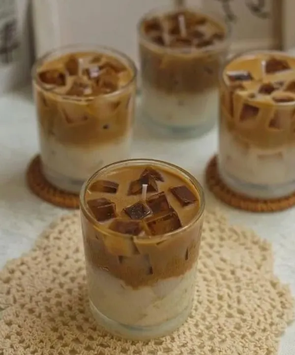 Layered_Milk_And_Coffee_Jelly_Dessert_Cups