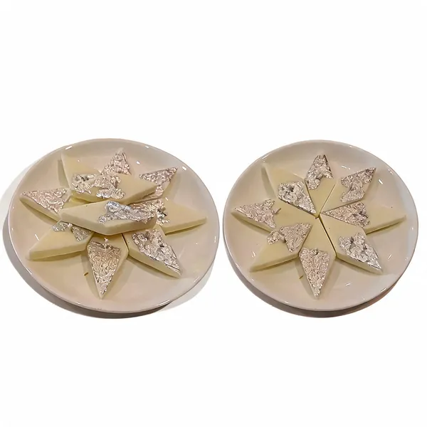 Silver_Leaf_Diamond_Shaped_Indian_Sweet