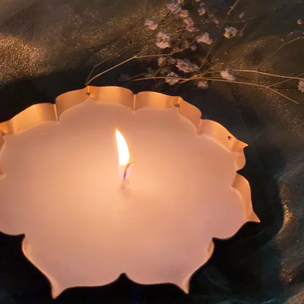 Wax_Lotus_Shape_Tealight_Candles