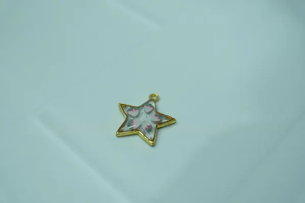 Gold_Tone_Star_Pendant_Charm