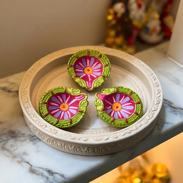 Clay_Festive_Green_Pink_Floral_Design_Painted_Decorative_Diya_Set_Of_3