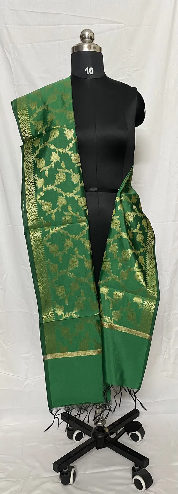 Mamta_Matching_Centre-dupattaBanarasi_Silk