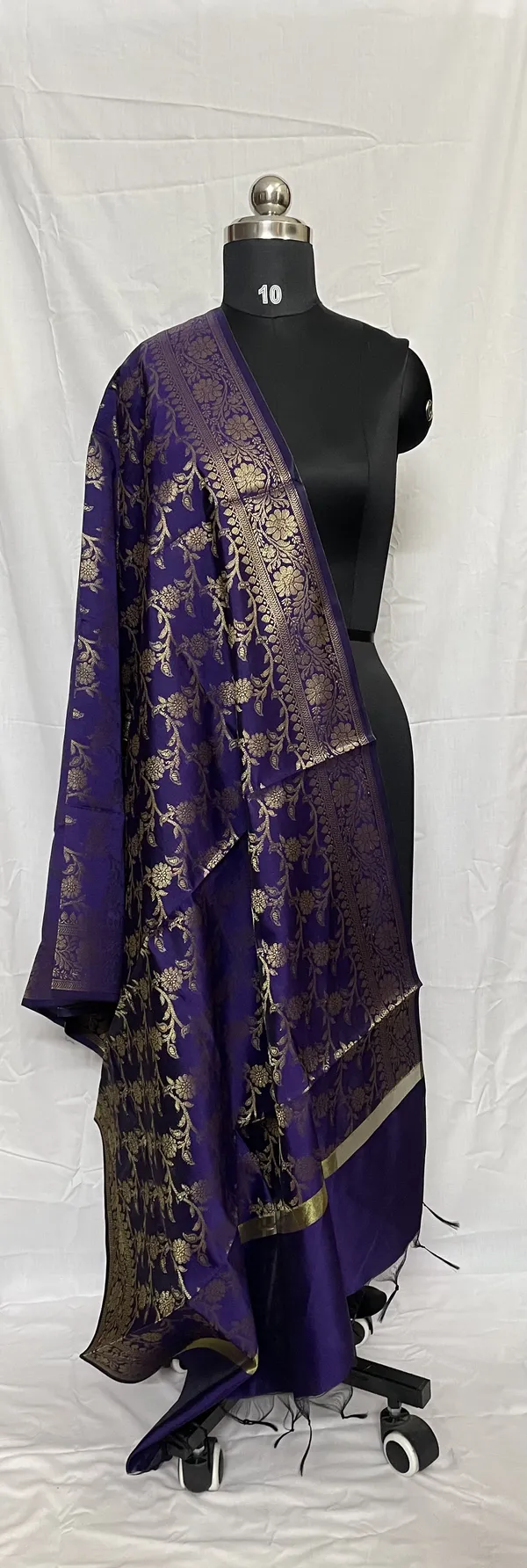 Mamta_Matching_Centre-dupattaBanarasi_Silk