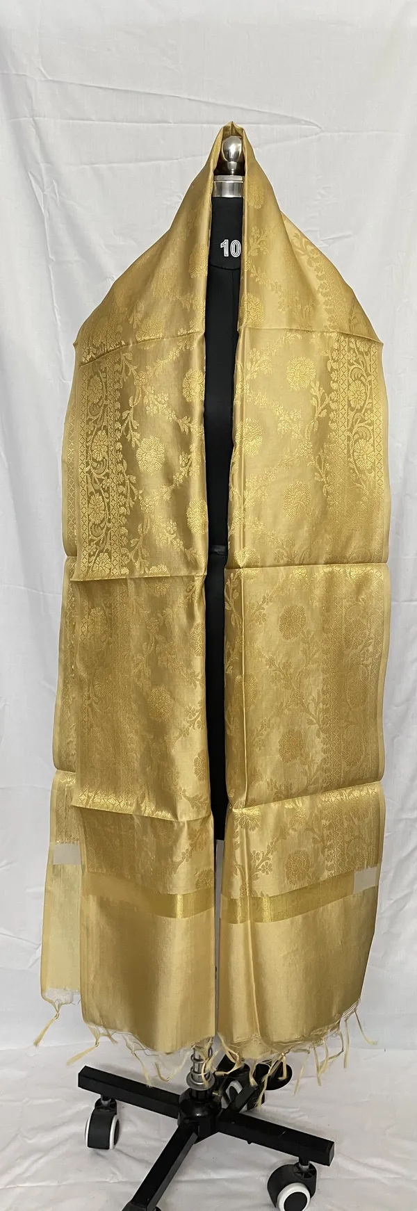 Mamta_Matching_Centre-dupattaBanarasi_Silk