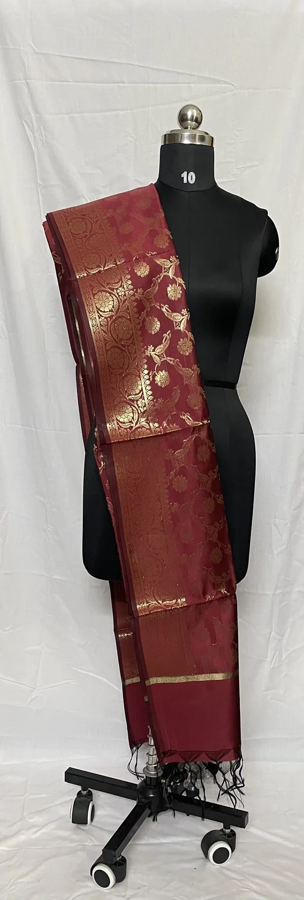 Mamta_Matching_Centre-dupattaBanarasi_Silk