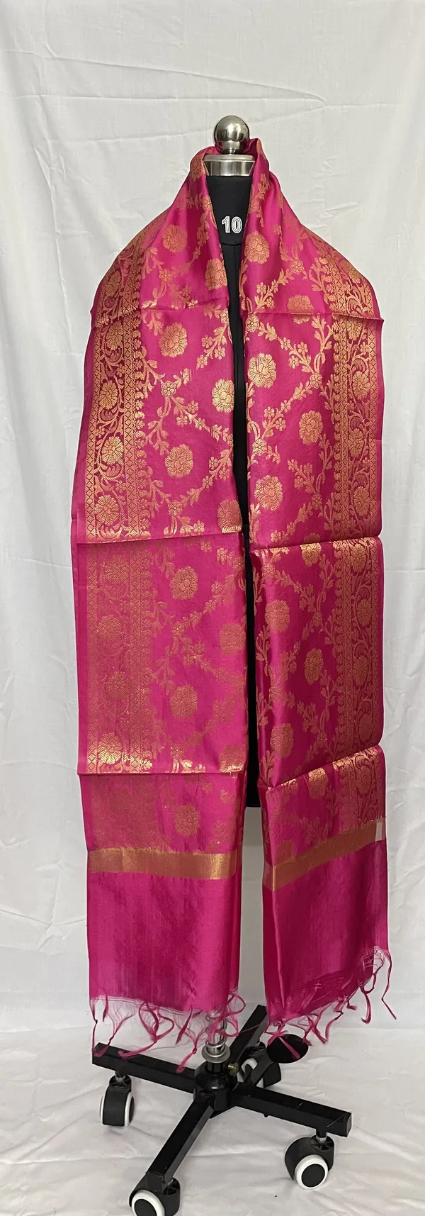Mamta_Matching_Centre-dupattaBanarasi_Silk