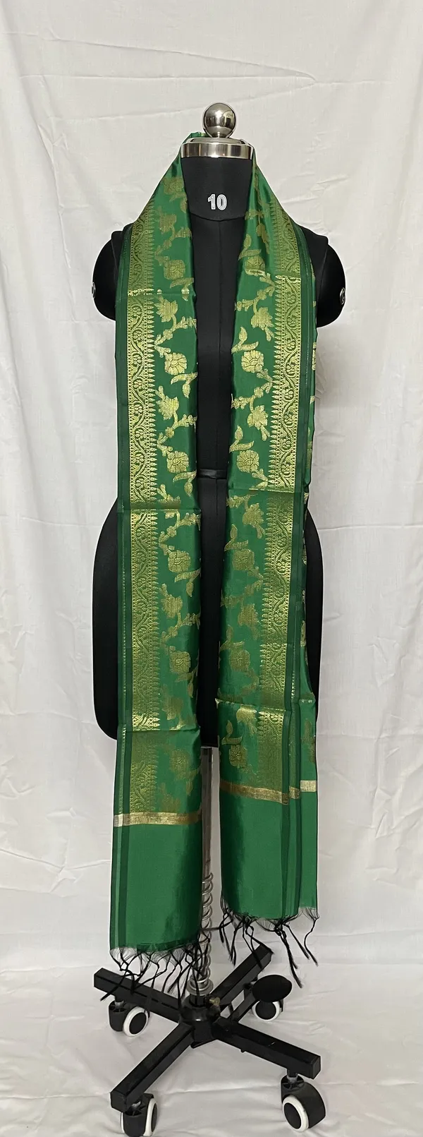 Mamta_Matching_Centre-dupattaBanarasi_Silk