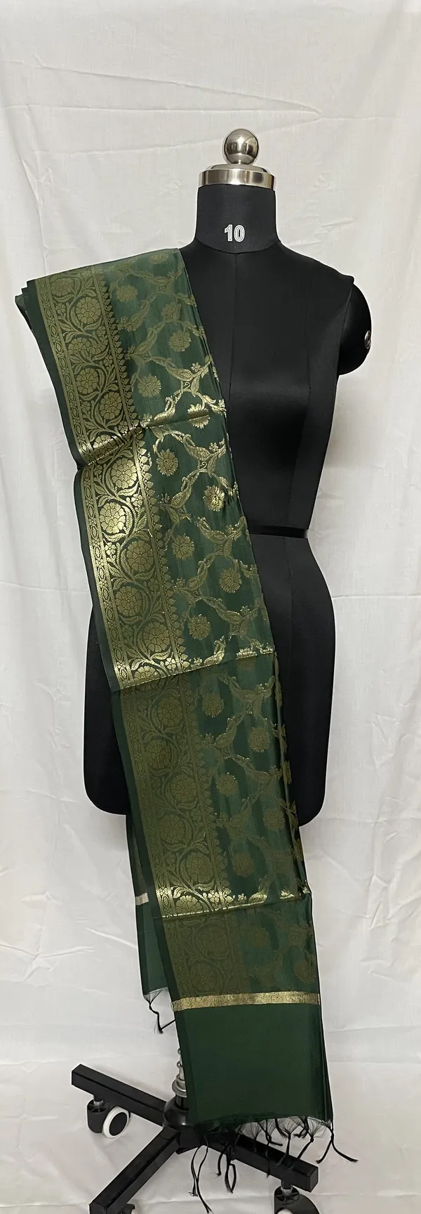 Mamta_Matching_Centre-dupattaBanarasi_Silk