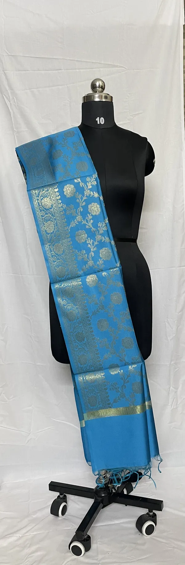Mamta_Matching_Centre-dupattaBanarasi_Silk