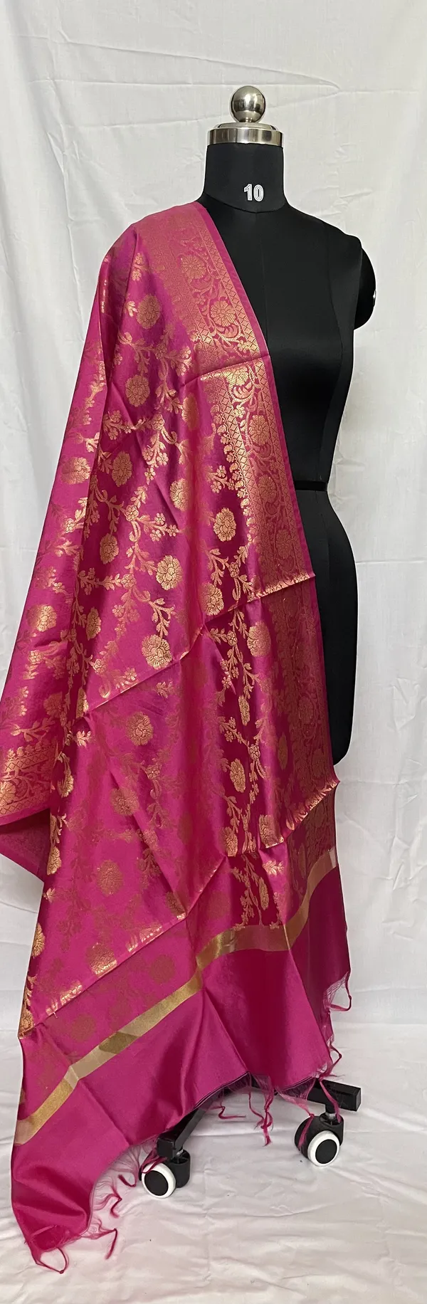 Mamta_Matching_Centre-dupattaBanarasi_Silk