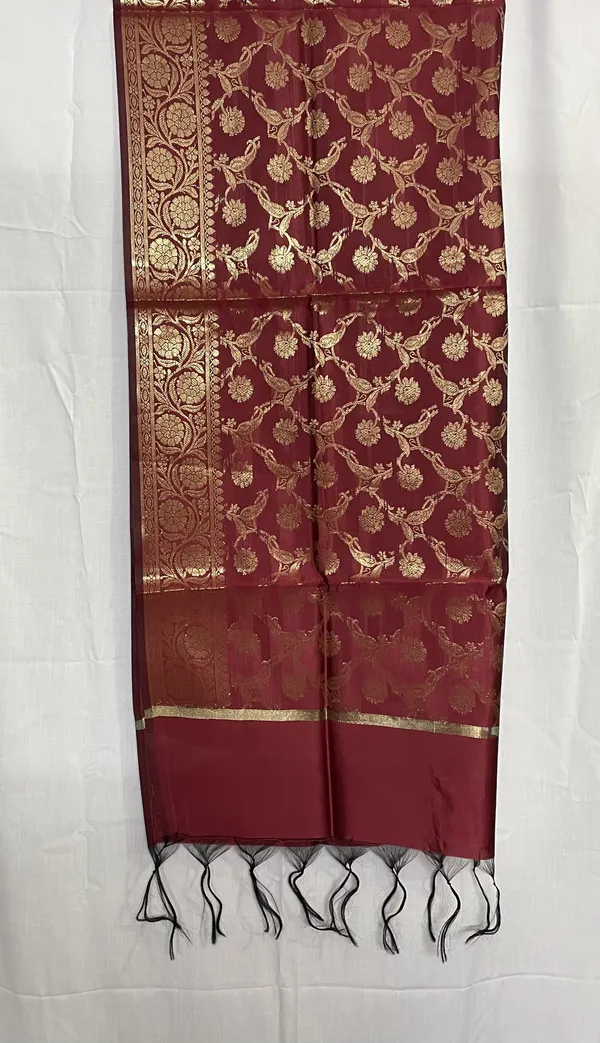 Mamta_Matching_Centre-dupattaBanarasi_Silk