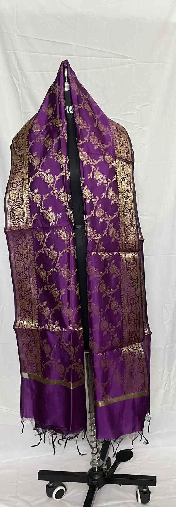 Mamta_Matching_Centre-dupattaBanarasi_Silk