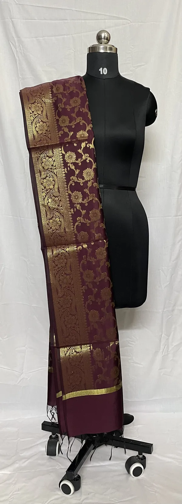Mamta_Matching_Centre-dupattaBanarasi_Silk