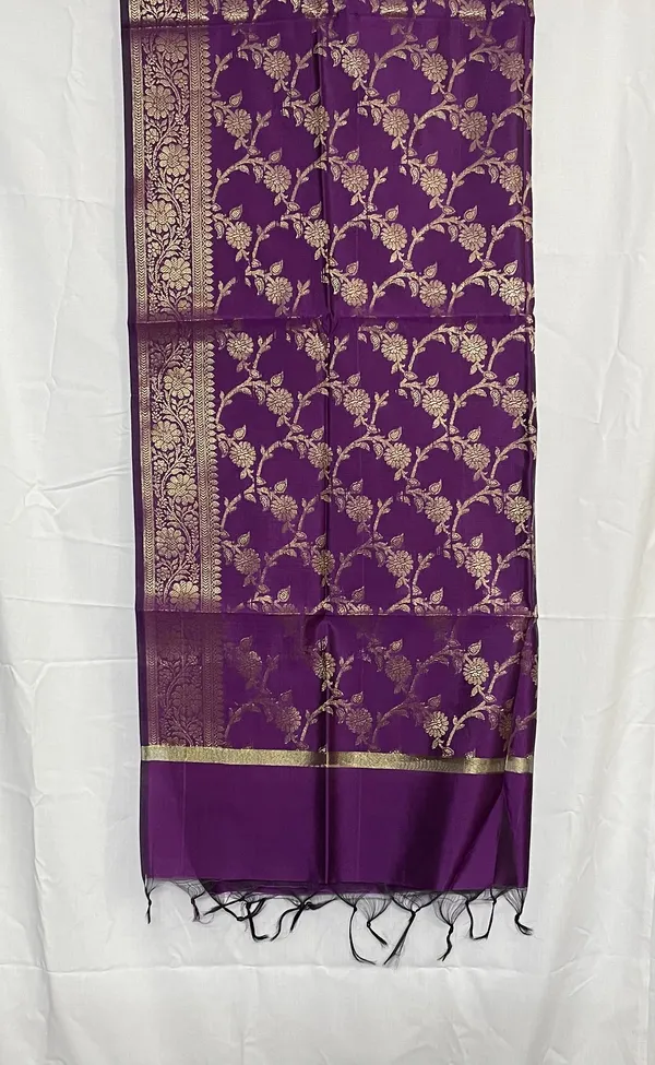 Mamta_Matching_Centre-dupattaBanarasi_Silk_
