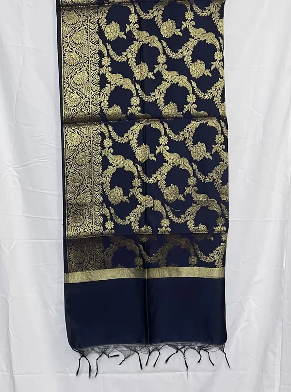 Mamta_Matching_Centre-dupattaBanarasi_Silk